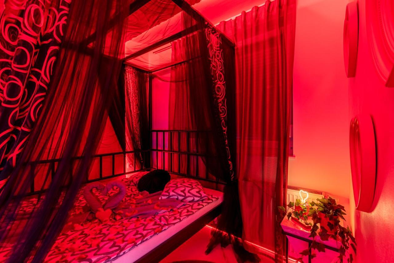 Jacuzzi - Love - Bdsm - Extra Luxury - Ev Chargger - Valentine'S Day - Red Room - Flexible Selfcheckins 28 Zagreb Exterior photo