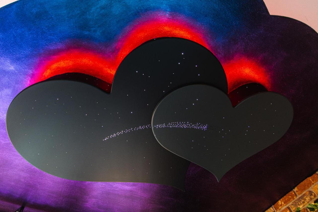 Jacuzzi - Love - Bdsm - Extra Luxury - Ev Chargger - Valentine'S Day - Red Room - Flexible Selfcheckins 28 Zagreb Exterior photo