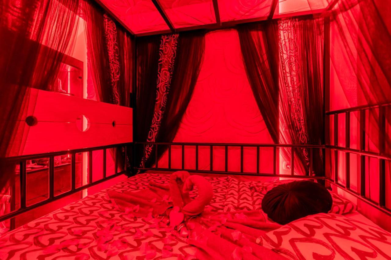Jacuzzi - Love - Bdsm - Extra Luxury - Ev Chargger - Valentine'S Day - Red Room - Flexible Selfcheckins 28 Zagreb Exterior photo