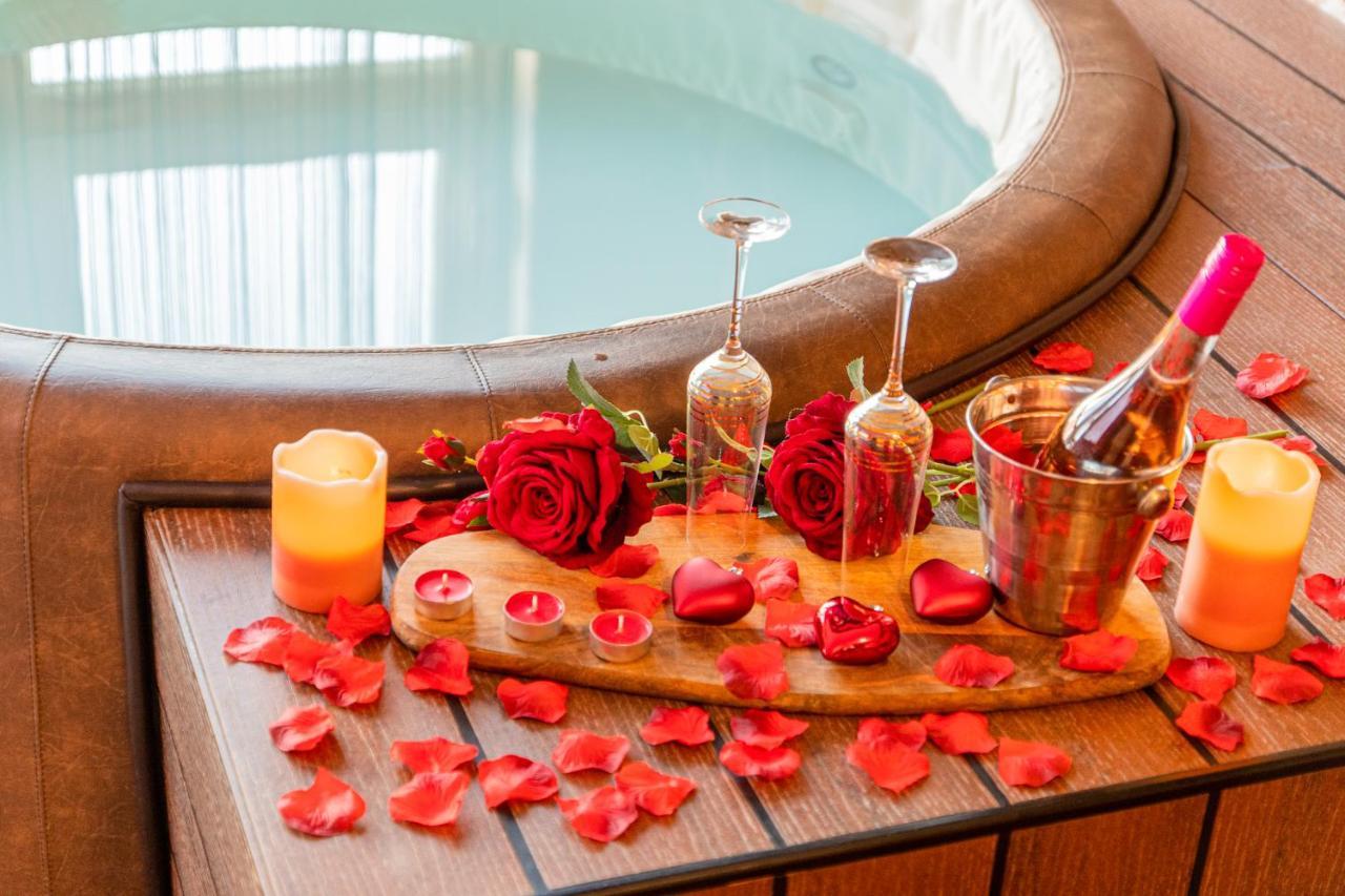 Jacuzzi - Love - Bdsm - Extra Luxury - Ev Chargger - Valentine'S Day - Red Room - Flexible Selfcheckins 28 Zagreb Exterior photo