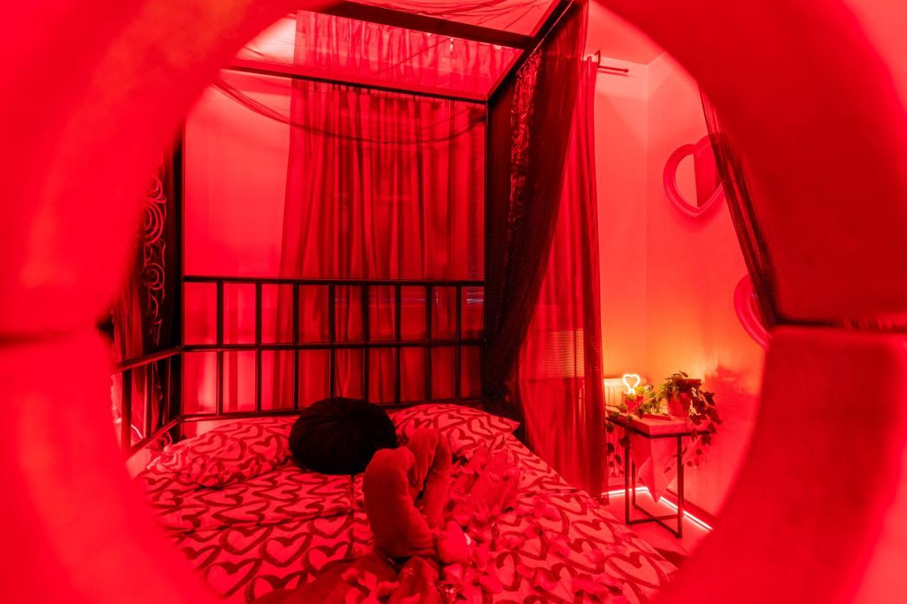Jacuzzi - Love - Bdsm - Extra Luxury - Ev Chargger - Valentine'S Day - Red Room - Flexible Selfcheckins 28 Zagreb Exterior photo